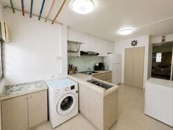 Blk 244 Jurong East Street 24 (Jurong East), HDB 3 Rooms #607522591